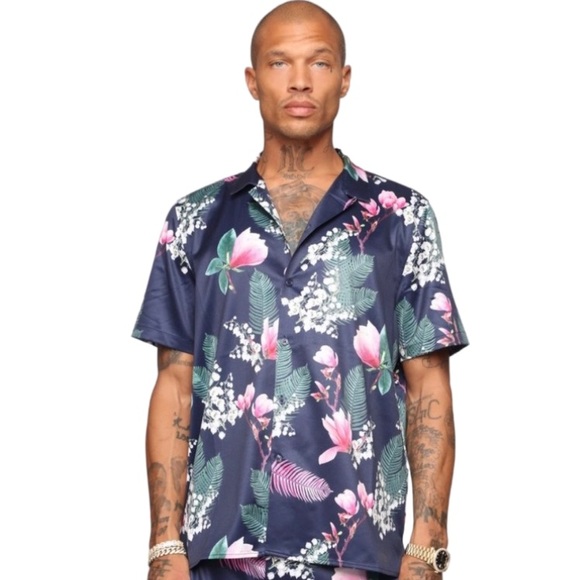 NWT! Fashion Nova Sway All night short sleeve woven button down pink/blue XXL - Picture 6 of 10